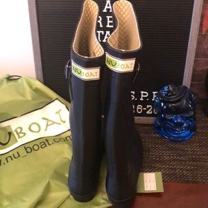 Amazing boots for snow or rain